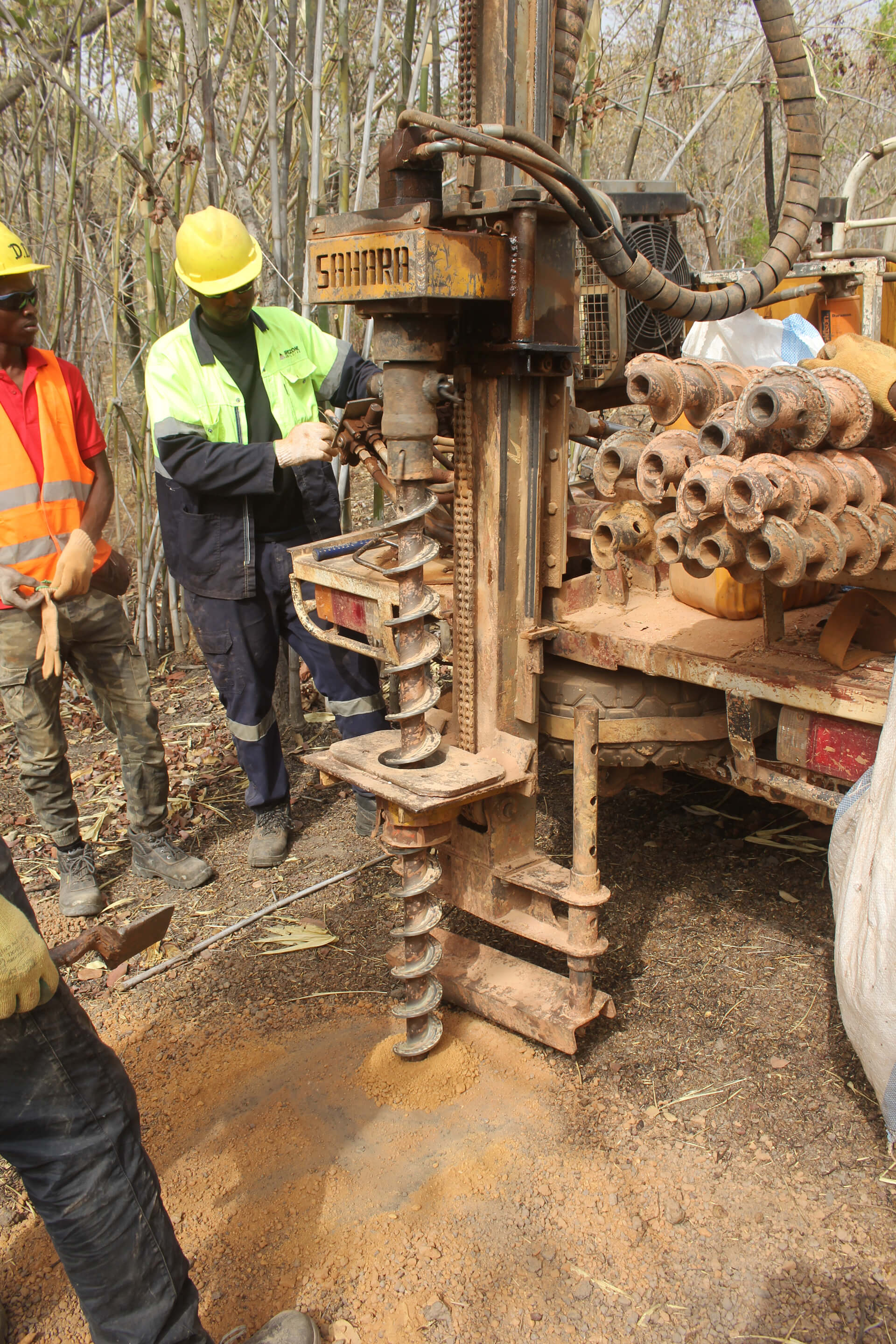 desert gold drilling